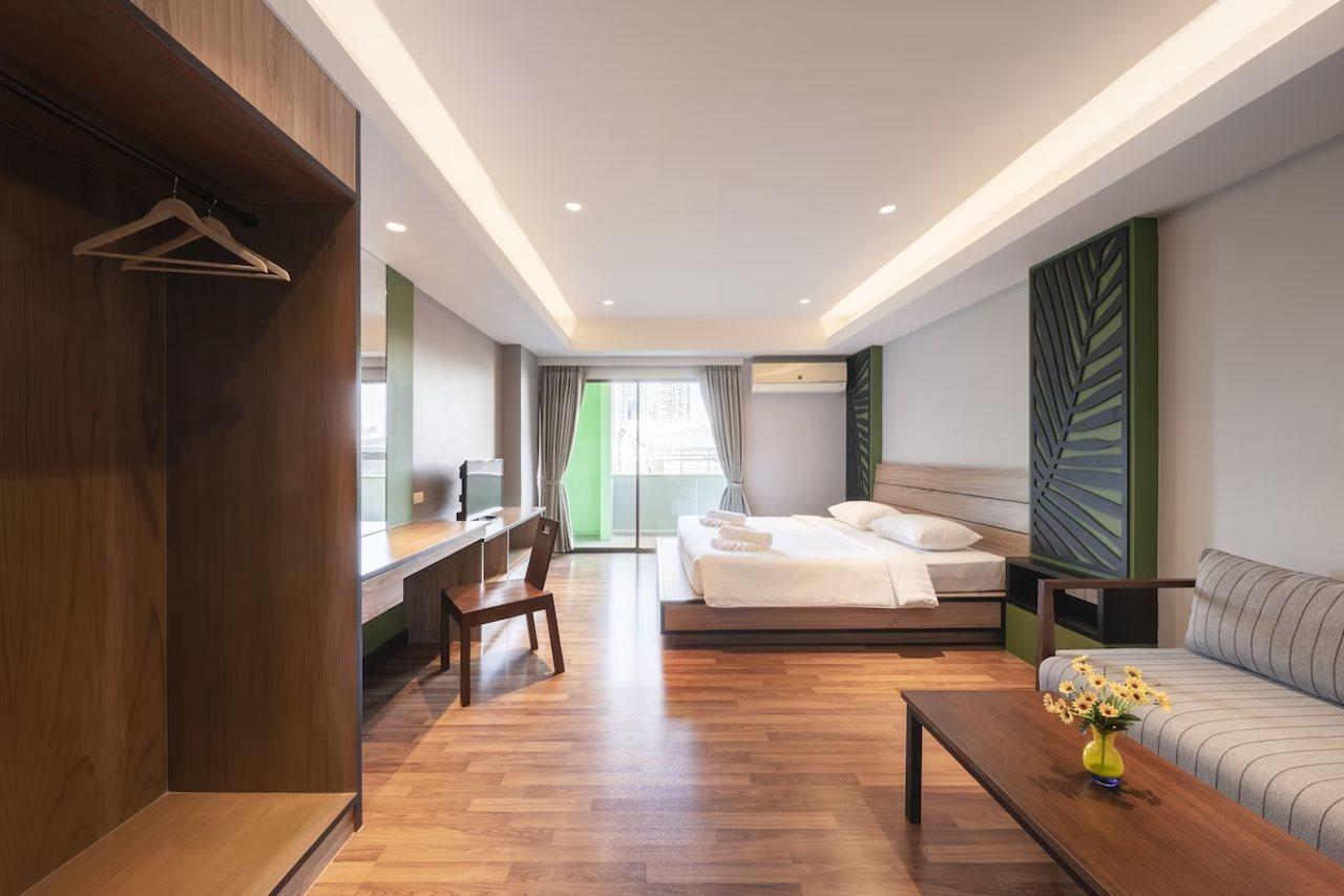 At115 By Rompo Mansion Hotel Bangkok Exterior photo