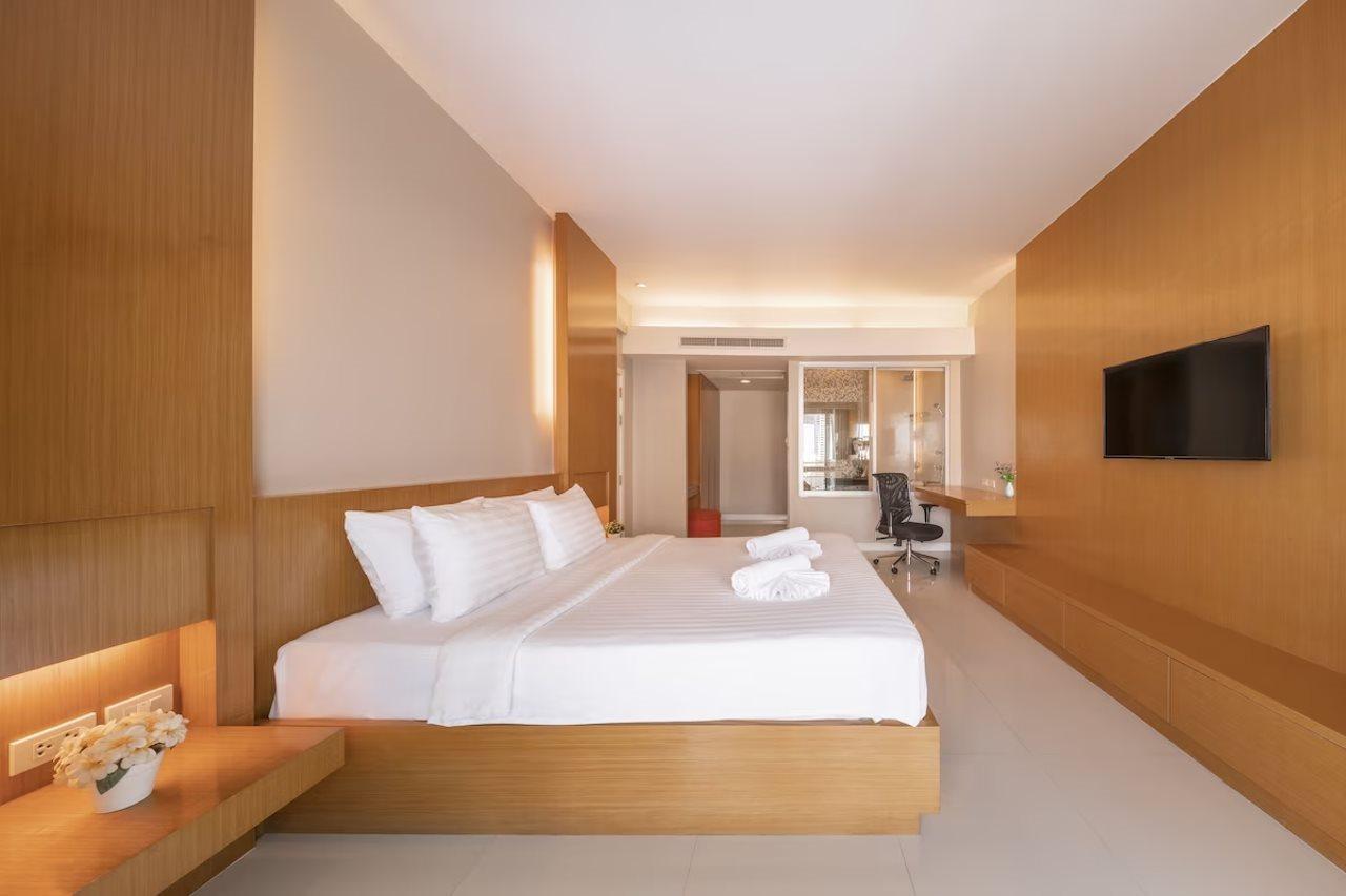 At115 By Rompo Mansion Hotel Bangkok Exterior photo